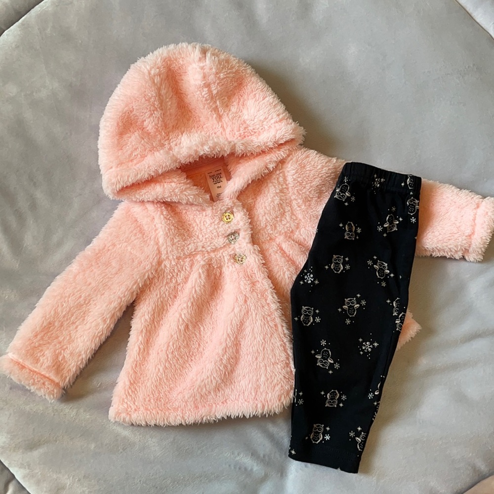 Just one you by Carter’s- girls matching set - 9m